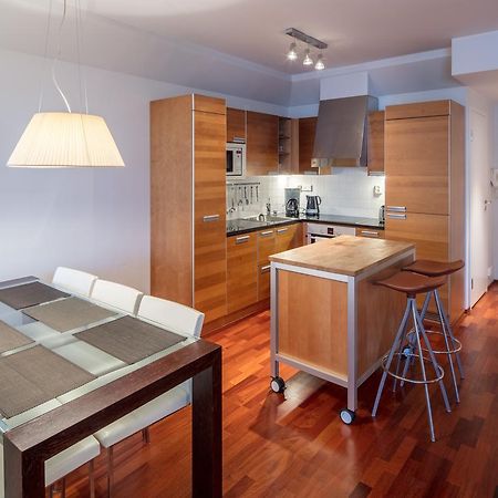 헬싱키 City Center Park View Studio With Sauna And Balcony 아파트 외부 사진