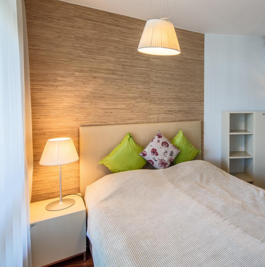 헬싱키 City Center Park View Studio With Sauna And Balcony 아파트 외부 사진